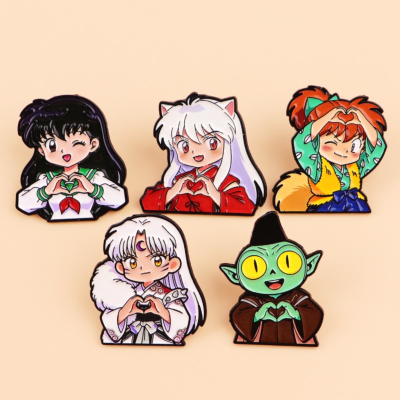 Embroidery Textile - Niedliche Wolfsohren-Fantasiefigur mit Herz-Geste Emaille-Pins Anime-Figur
