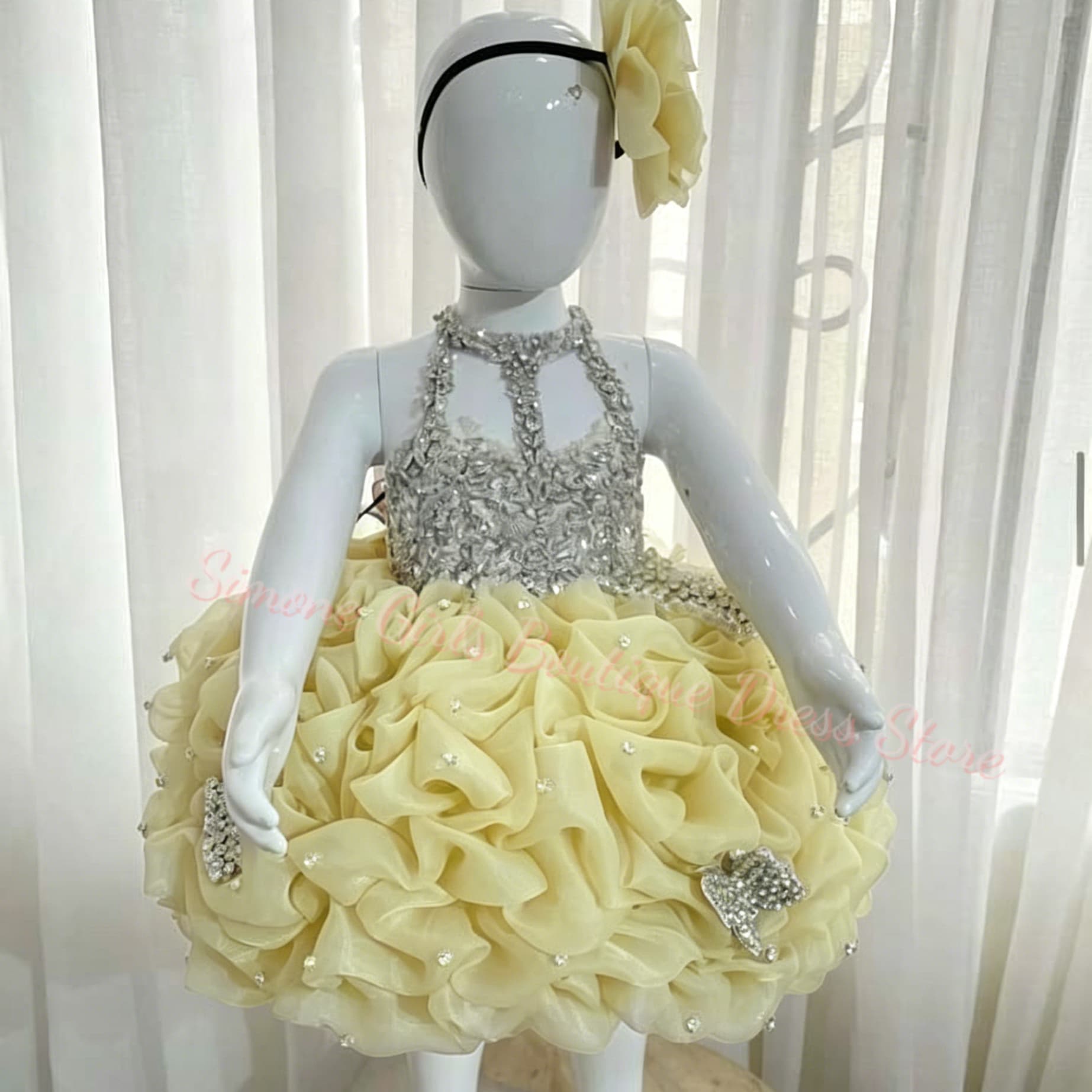 Embroidery Yellow Flower - Gelbes Blumenmädchenkleid mit Rüschen für die