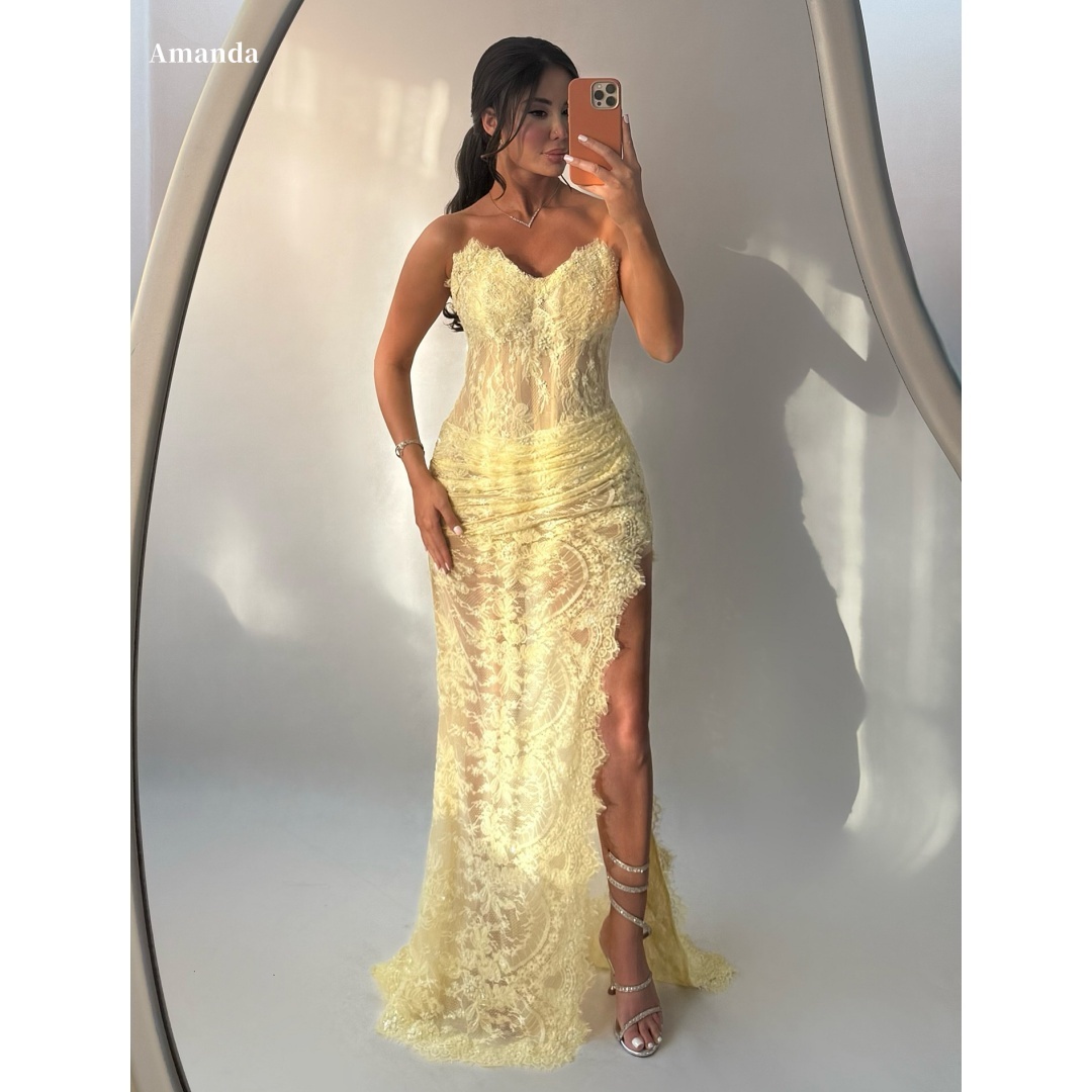 Embroidery Yellow Flower - Amanda Maßgeschneidertes Ballkleid mit gelben Blumen