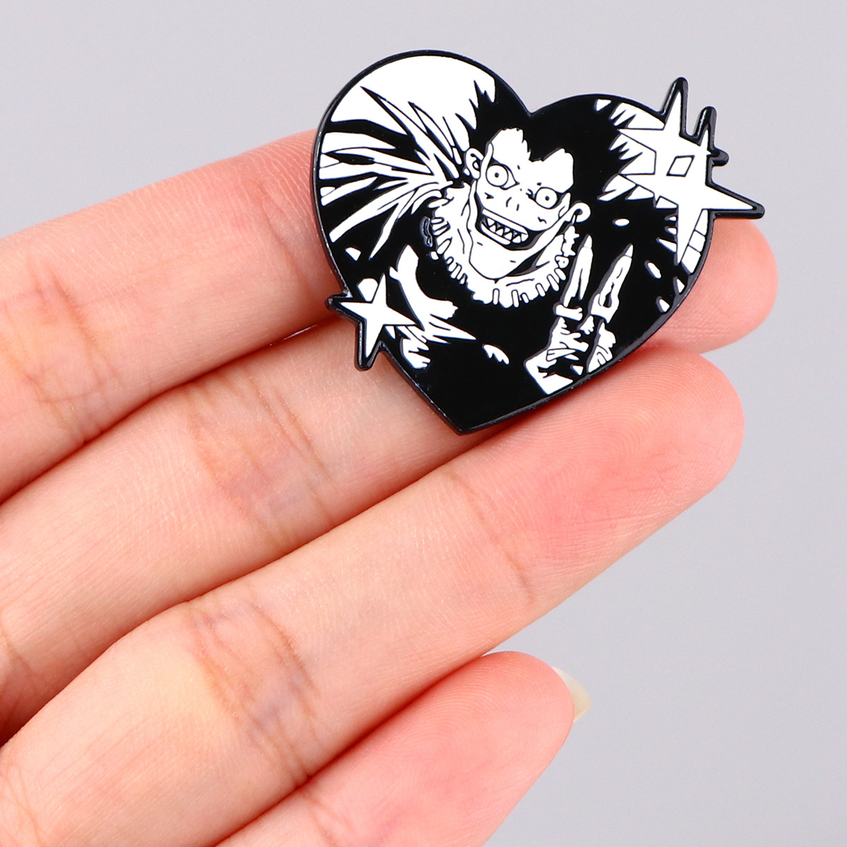 Metall-Brosche Death Note Abze – Embroidery Textile Bewertung und Preis