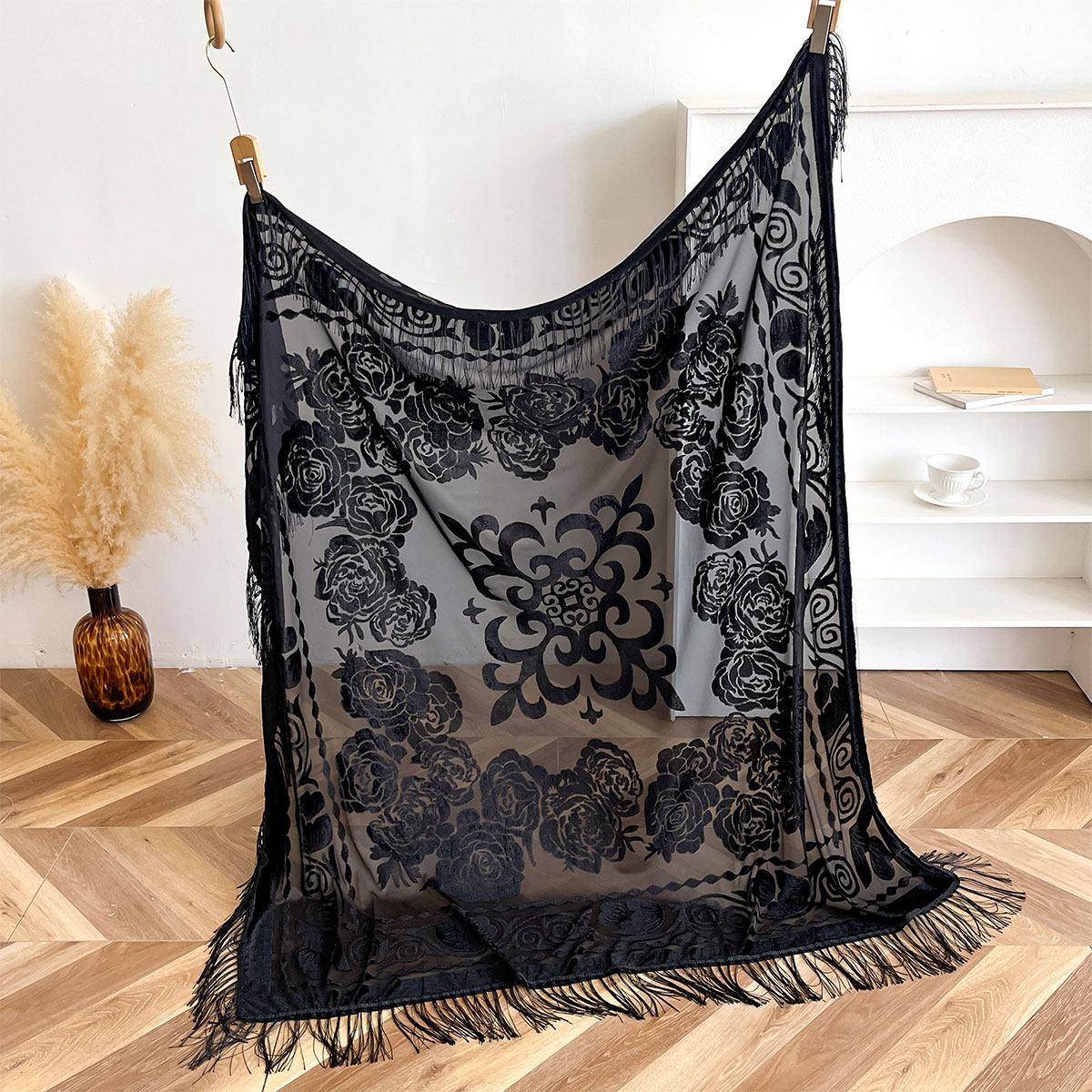 Retro Samt-Quastenschal mit Bl – Embroidery Shawl Bewertung und Preis