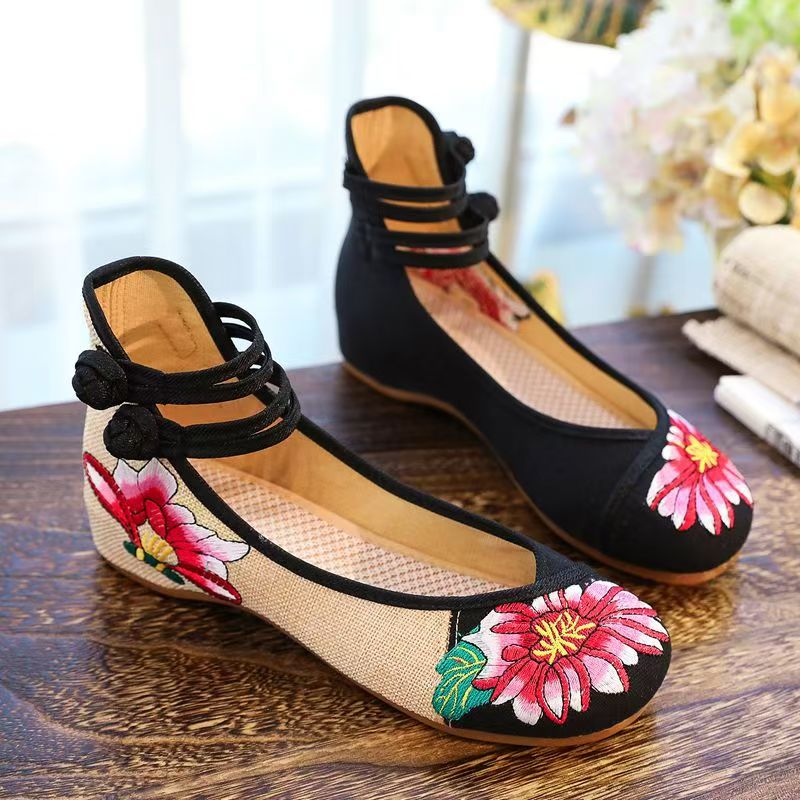 Damen Keilabsatz-Schuhe mit St – Embroidery Fabric Bewertung und Preis