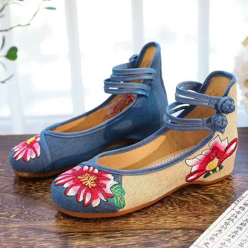 Damen Keilabsatz-Schuhe mit St – Embroidery Fabric Bewertung und Preis